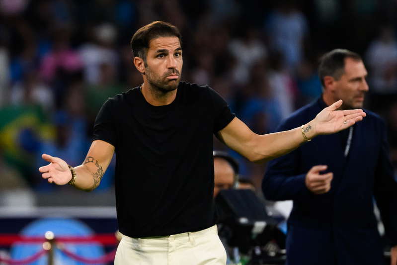 Cesc Fabregas dice que los verdaderos trofeos del Como son las convocatorias de sus jugadores, no los títulos