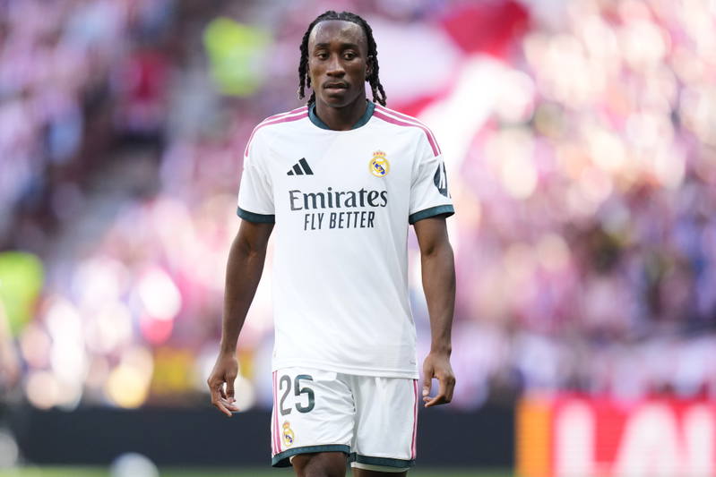Yan Diomande firma su primera asistencia con el Real Madrid y se gana el elogio de Mourinho