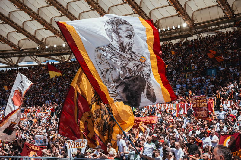Roma vs Lazio previa: la forma de Malen se cruza con un problema de siempre en la Lazio
