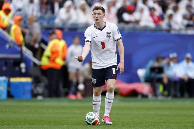 Elliott Anderson transfer hits a price wall as United move on to Mateus Fernandes