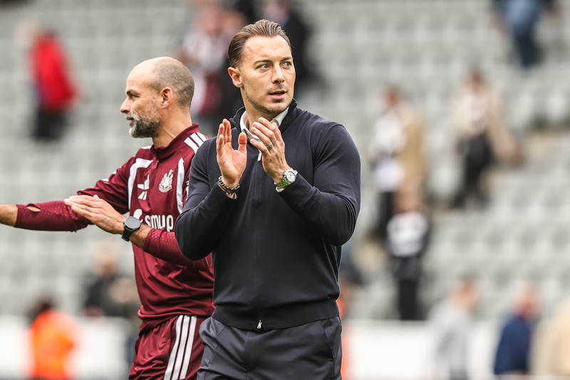 Matthias Jaissle se apoya en la vieja guardia de Newcastle, no en sus fichajes de verano