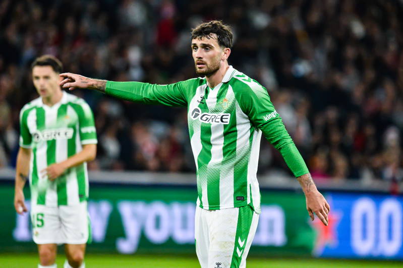 Troy Parrott's fast Real Betis start continues with winner at Lille