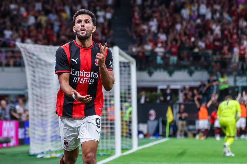 Gonçalo Ramos se va al AC Milan en un acuerdo de récord para el club