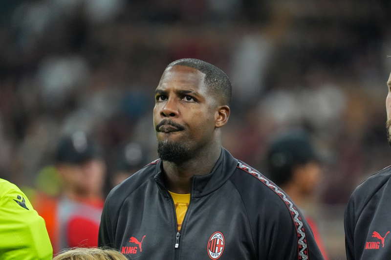 Bournemouth beat AC Milan 3-0 after Maignan’s red card