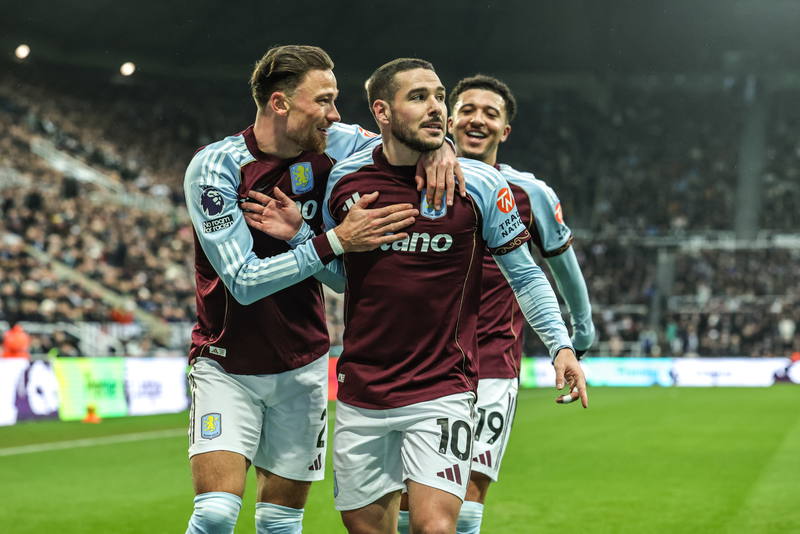 Aston Villa dismantle Nottingham Forest as Buendía and McGinn send them through