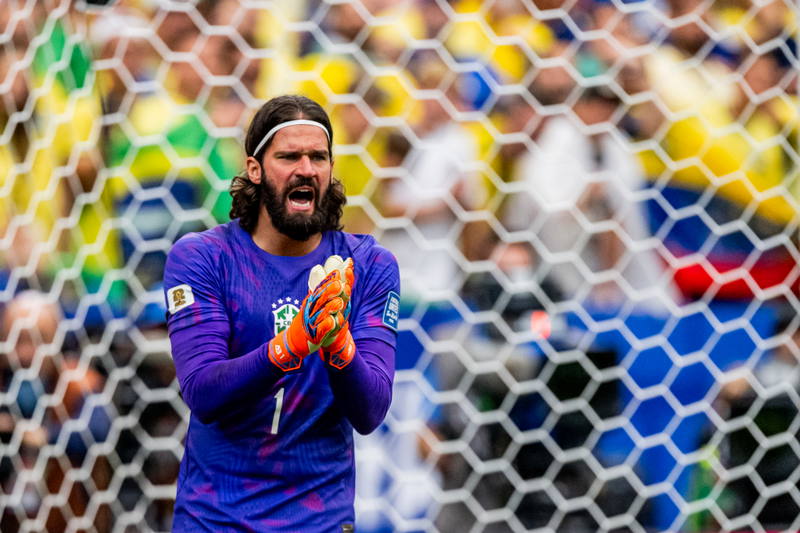 Juventus, a la espera de Alisson Becker con Suzuki como solución de urgencia