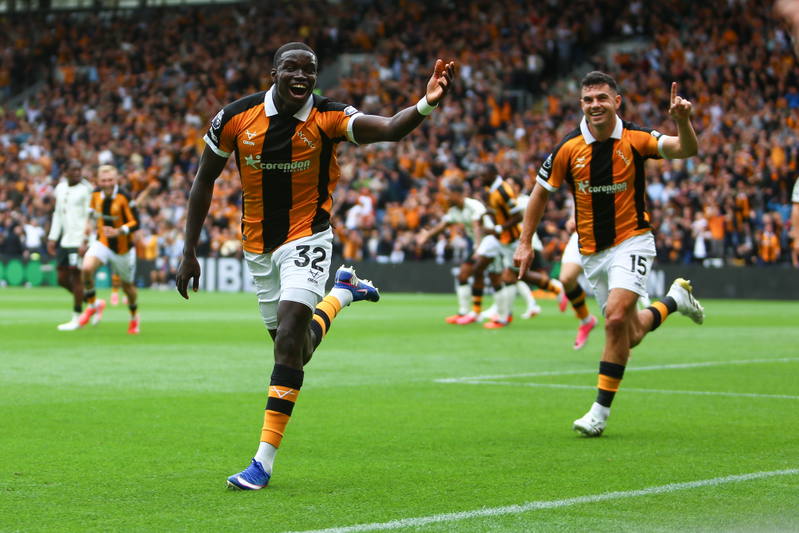 Hull City bate su récord de fichajes para cerrar a Nobel Mendy