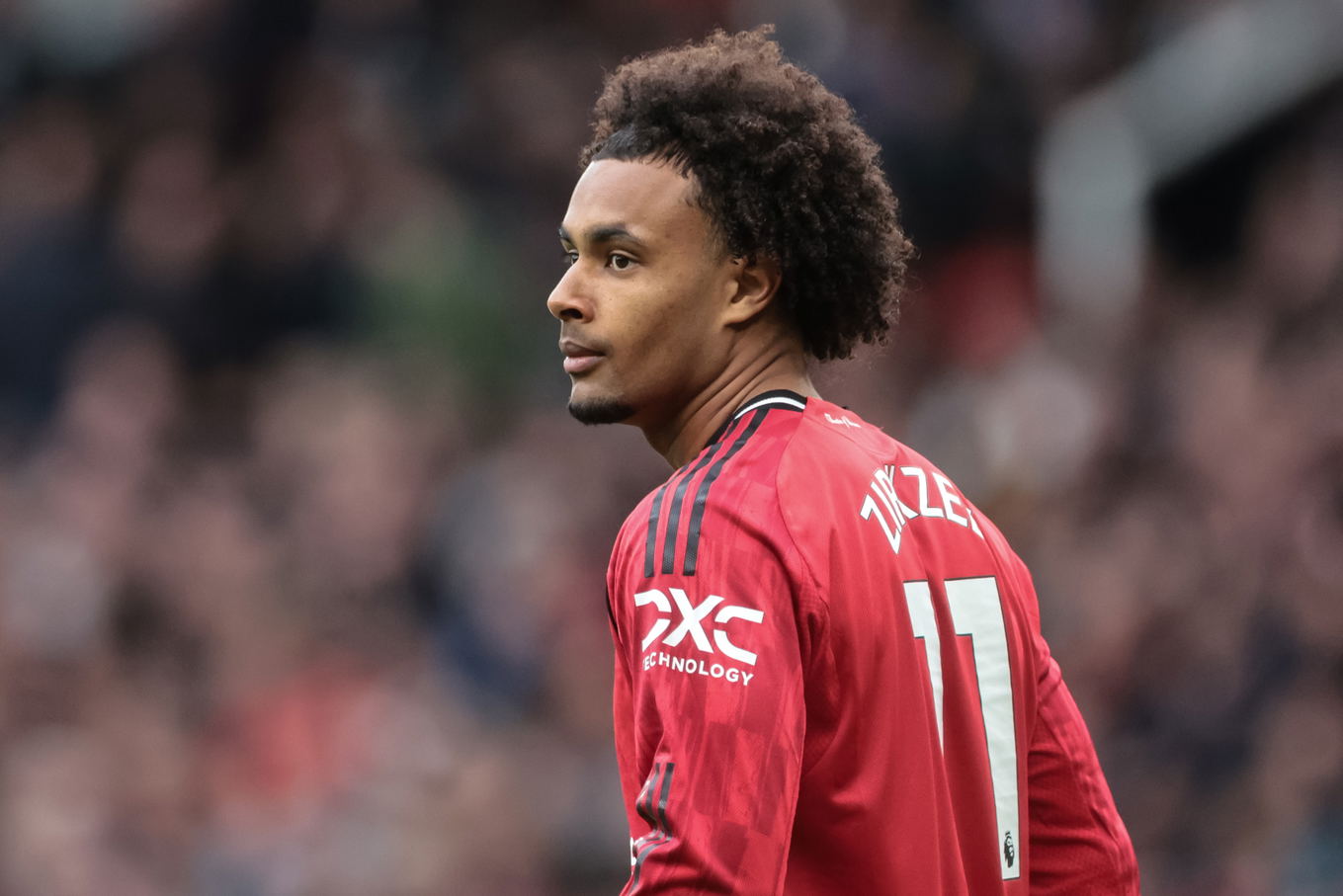 Joshua Zirkzee del Manchester United durante el partido de la Premier League contra el Liverpool en Old Trafford, Mánchester