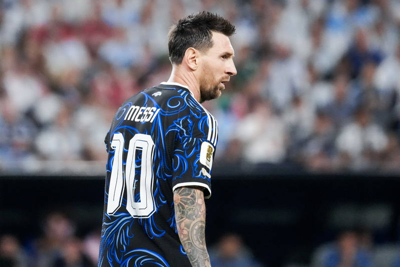 Lionel Messi gets family lift before Egypt test
