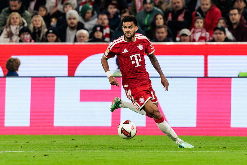 Michael Olise and Luis Díaz exit talk shut down by Bayern